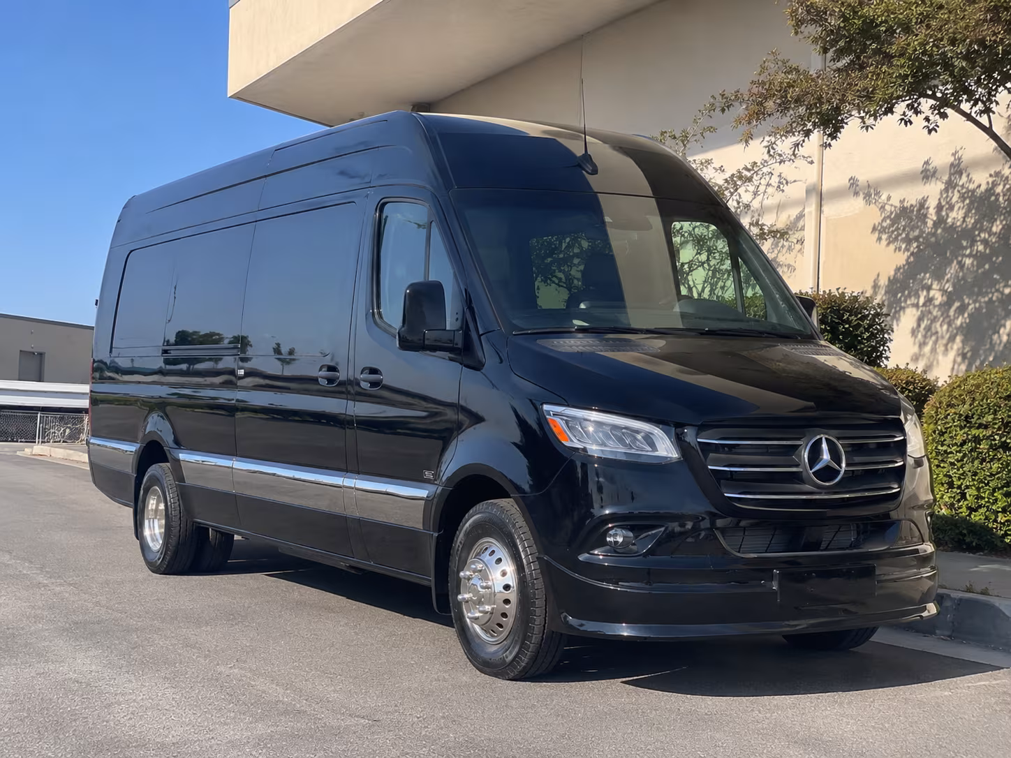 bus rental options for fresno trips
