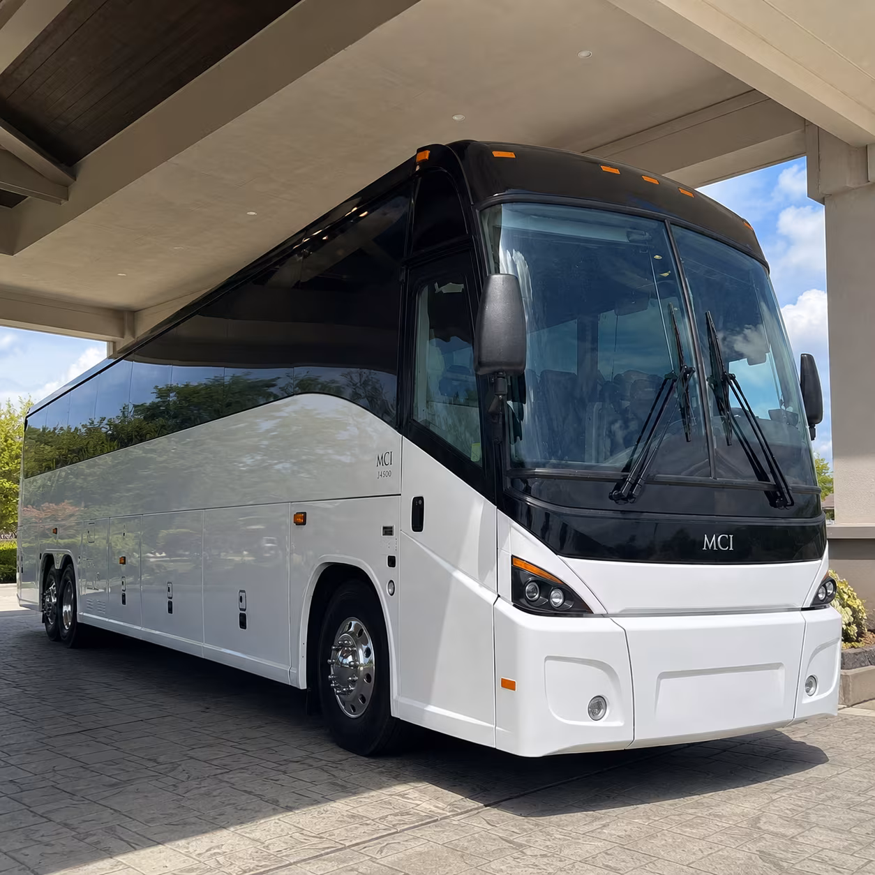 charter buses for large fresno prom groups and school organized transportation