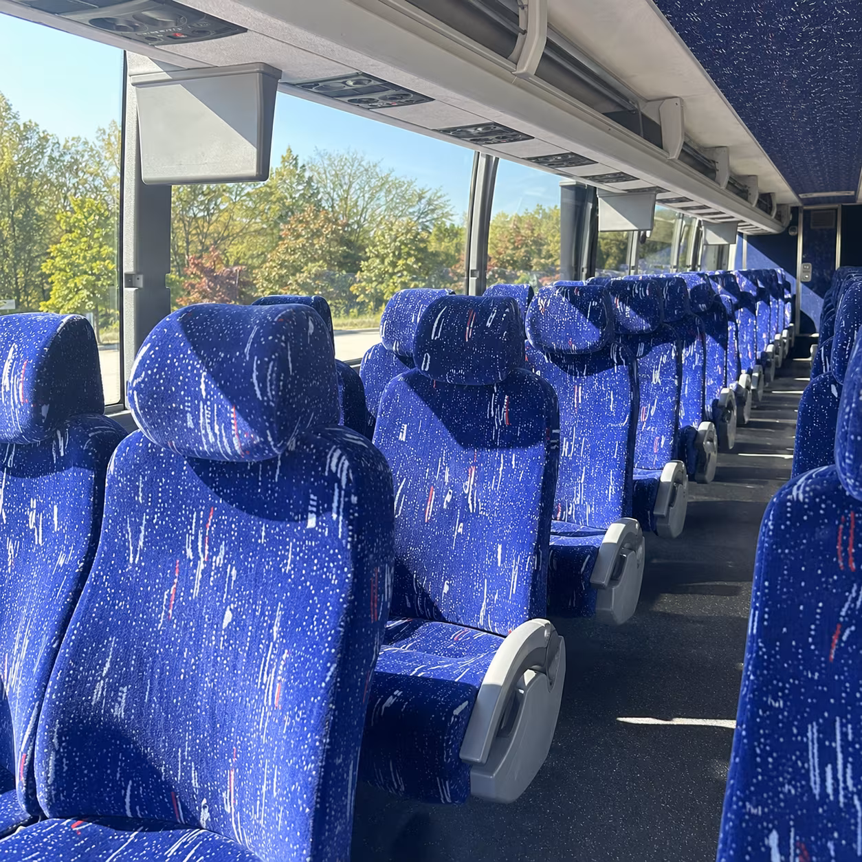fresno chaffee zoo visits charter bus rental