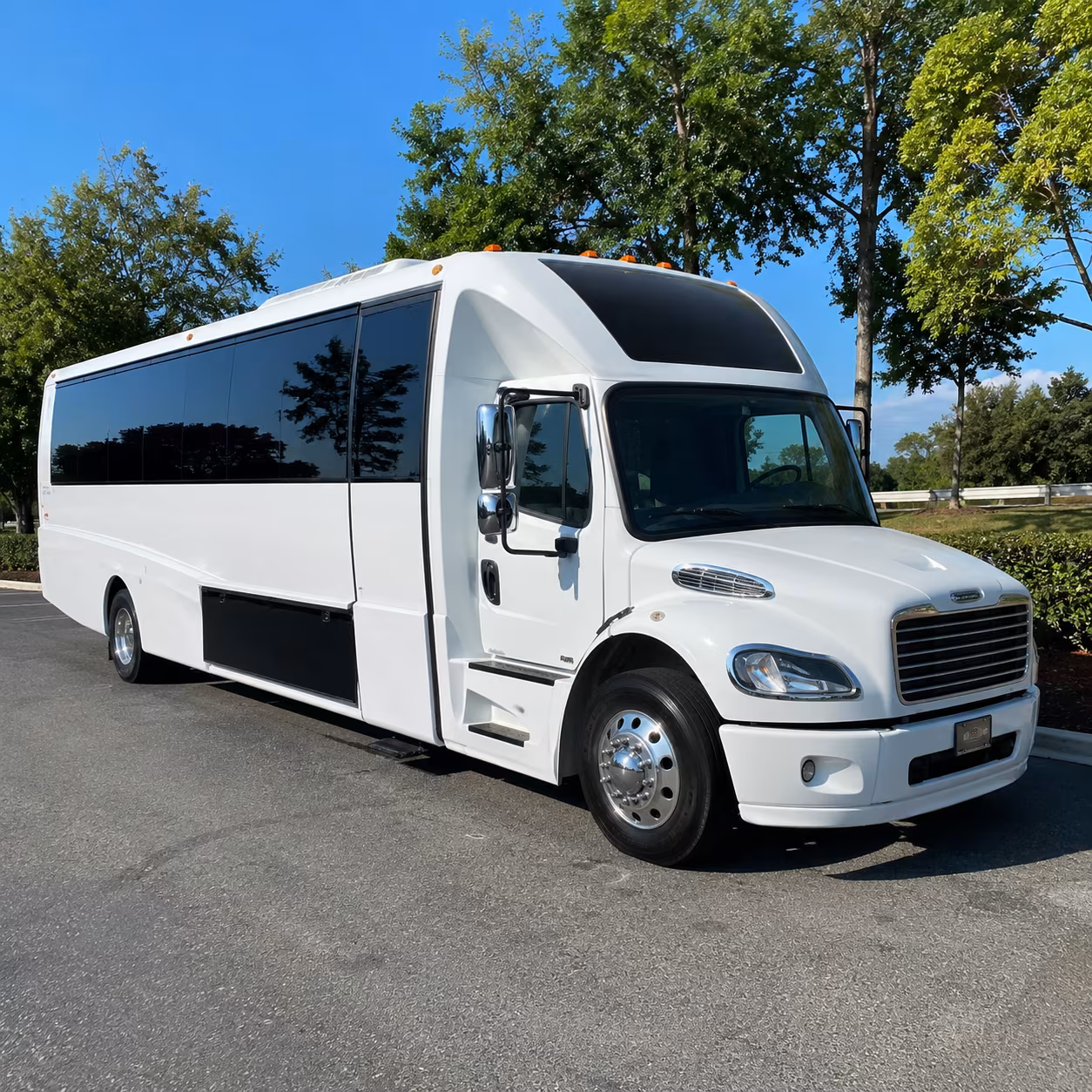 party buses and charter buses for fresno grizzlies games at chukchansi park