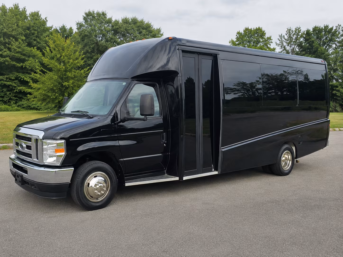 reserve transportation for your next private event 4